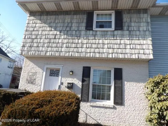 537 W Main Street, Plymouth - 2 bed - 2 bath - 1,240 SF