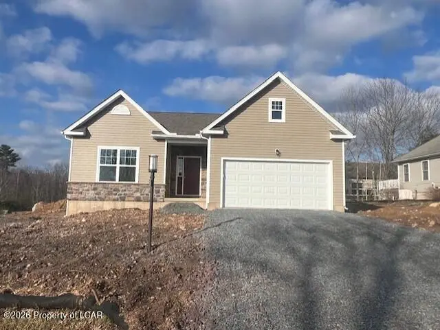 402 Pin Oak Drive, White Haven in White Haven