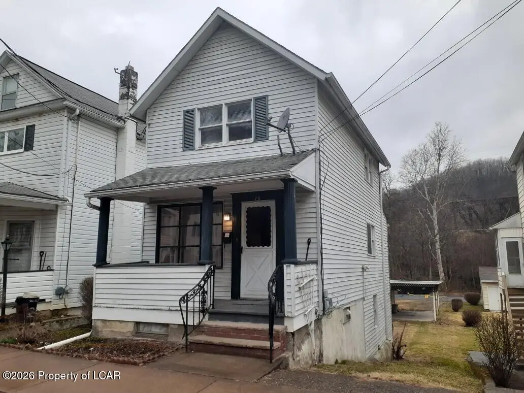 73 W Chestnut Street, Wilkes-Barre in Wilkes-Barre