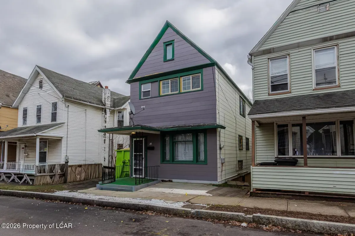 89 Madison Street, Wilkes-Barre in Wilkes-Barre