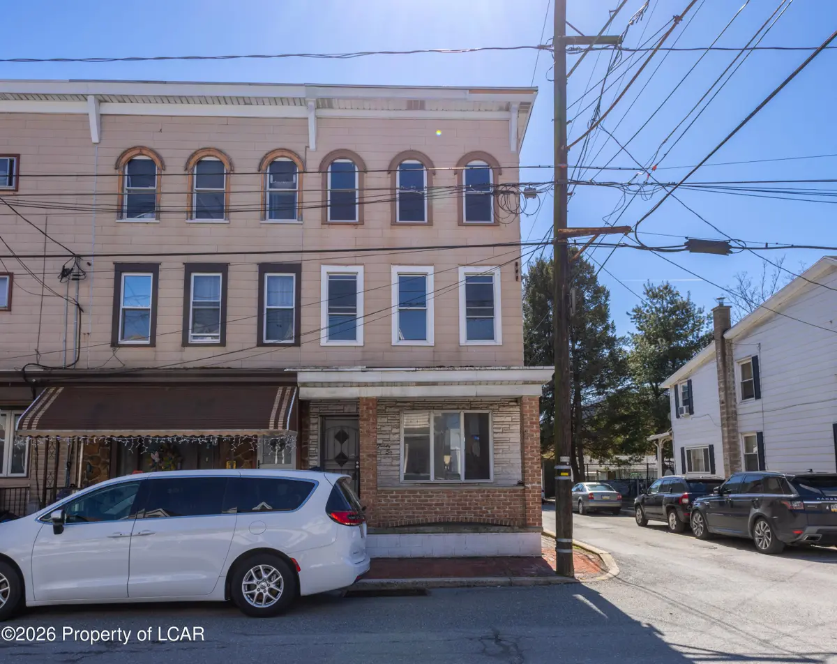 26 E Elm Street, Tamaqua - 3 bed - 1 bath - 1,744 SF