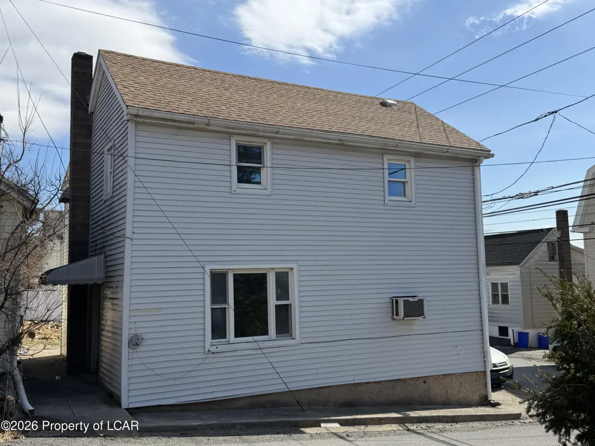 522 Freemont Court, Hazleton in Hazleton