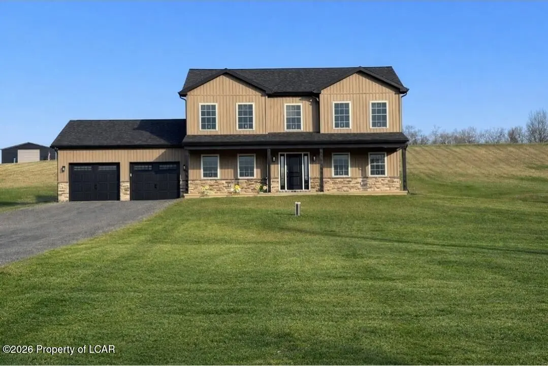 31 Shickshinny Lake Road, Shickshinny - 4 bed - 3 bath - 2,172 SF