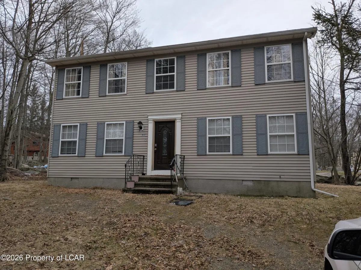 8094 Elizabeth Lane, Tobyhanna in Tobyhanna