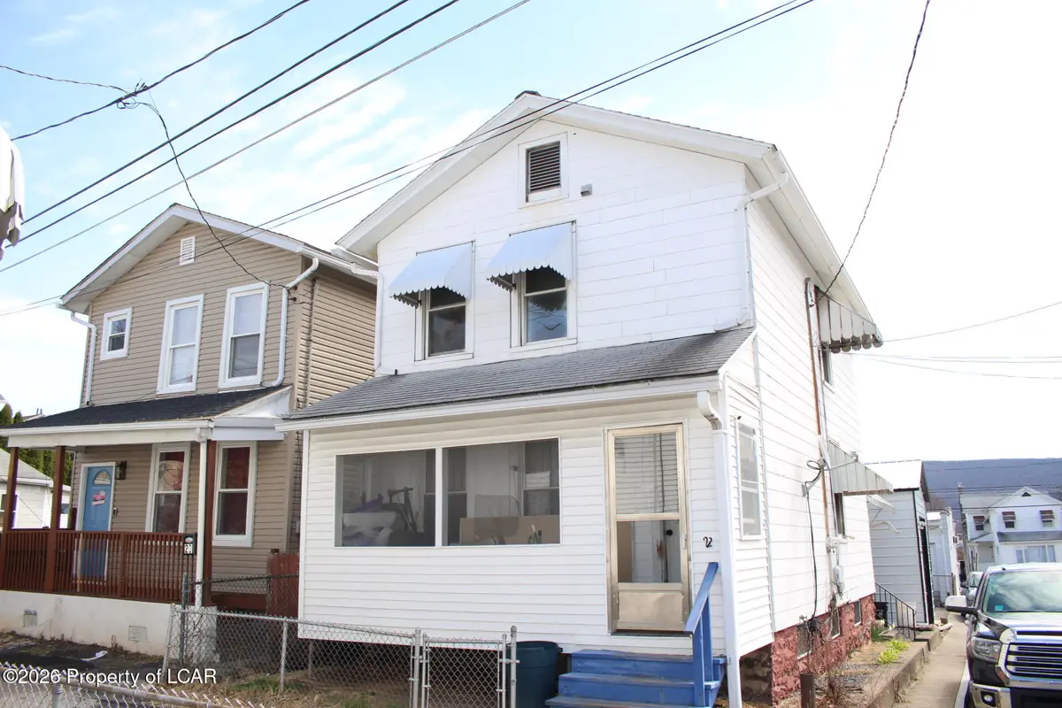22 Bruce Lane, Wilkes-Barre in Wilkes-Barre