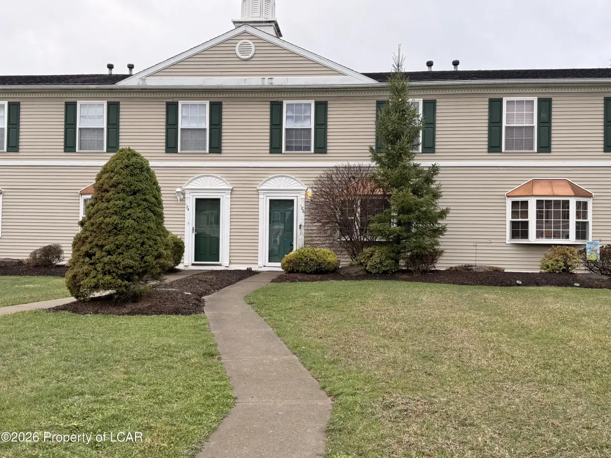126 Patriot Circle, Mountain Top in Mountain Top