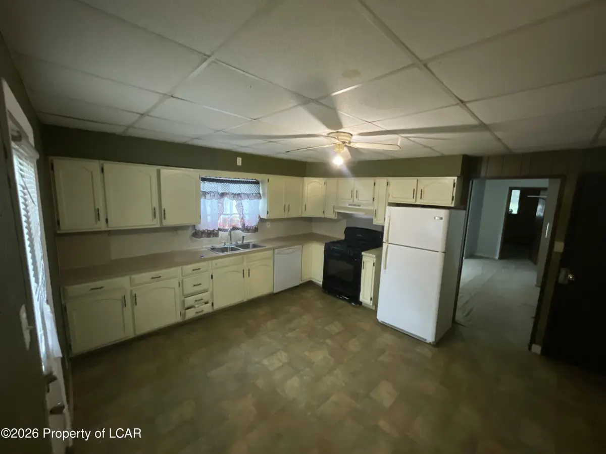 42 S Thomas Avenue 2B, Kingston in Kingston