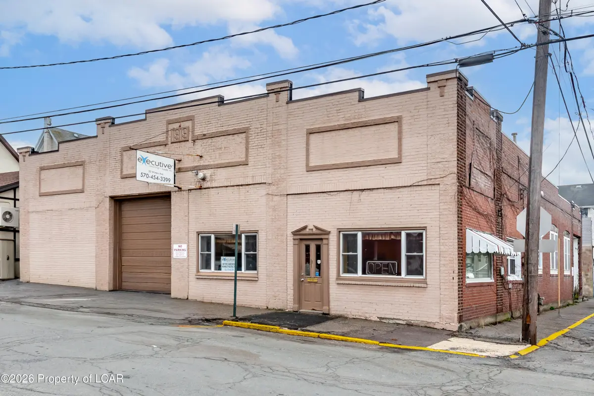 30 Winters Avenue, West Hazleton in West Hazleton