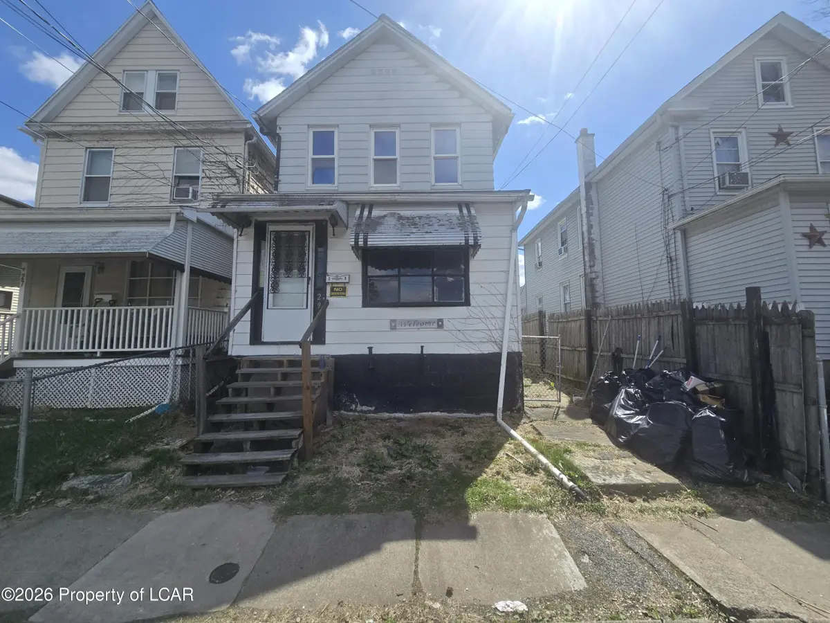 29 Dexter Street, Hanover Township in Hanover Township