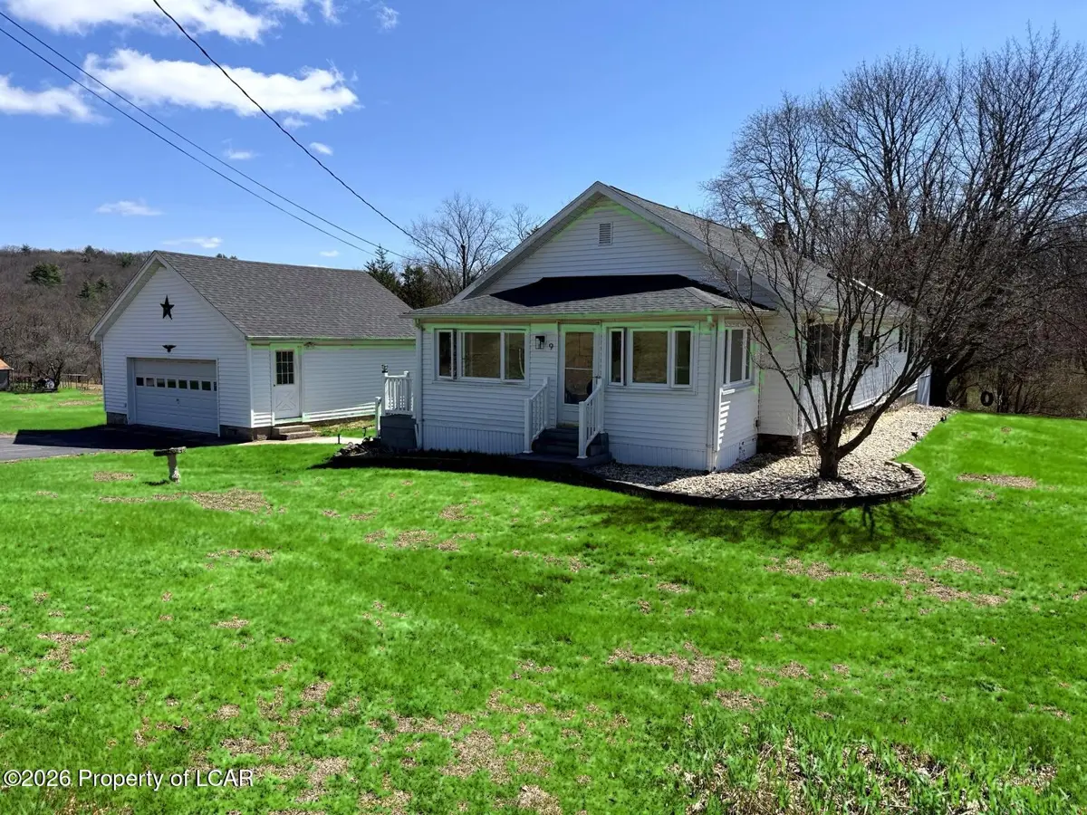 9 Hartman Hill Road, Shickshinny in Shickshinny