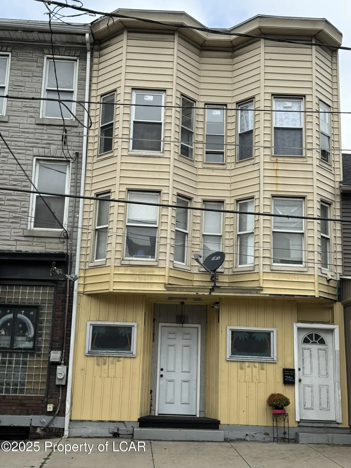 18 E Mauch Chunk Street, Tamaqua - 2,418 SF