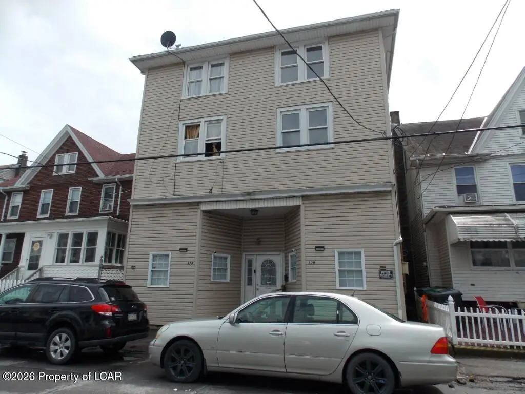 328 W Green Street, West Hazleton - 10 bath - 8,736 SF