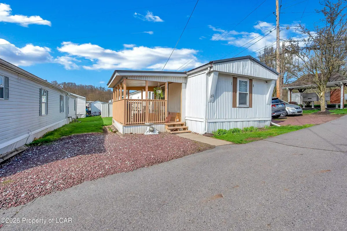 20 Sans Souci Trailer Park, Hanover Township - 2 bed - 2 bath - 950 SF