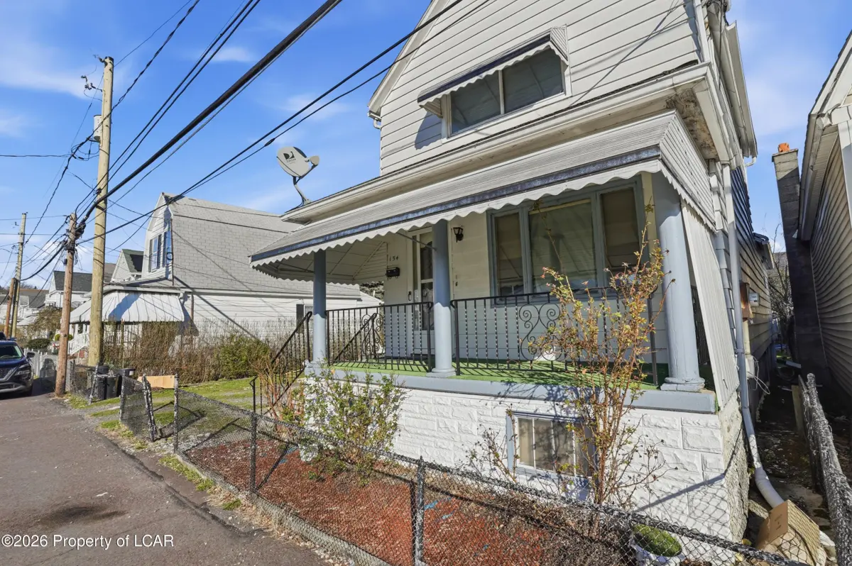 154 Kent Lane, Wilkes-Barre in Wilkes-Barre