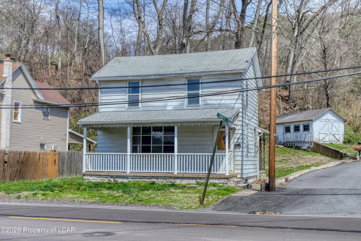 315 E Poplar Street, Plymouth in Plymouth