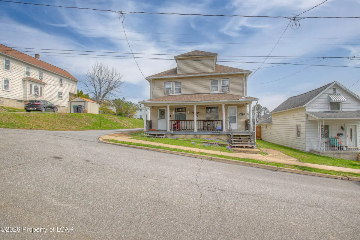 805-807 Willard Street, Luzerne in Luzerne