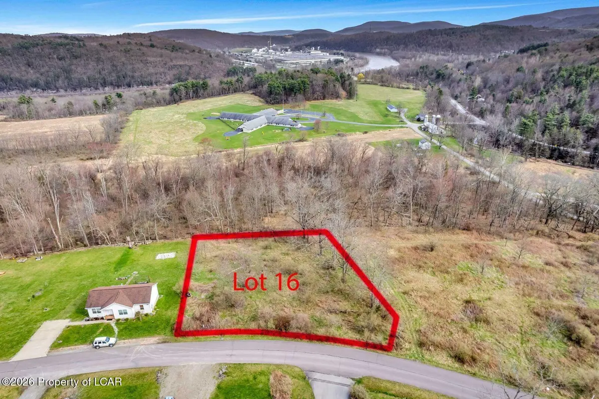 16 Walnut Ridge Drive, Mehoopany