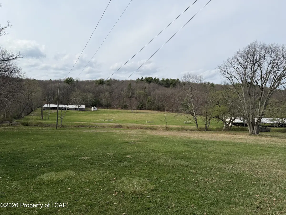 Chase Road, Jackson Township in Jackson Township