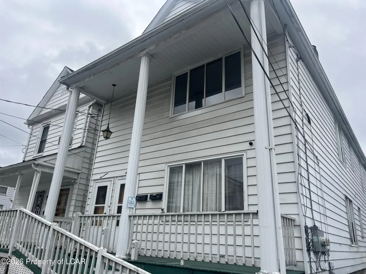 15-17 Thompson Street, Wilkes-Barre in Wilkes-Barre