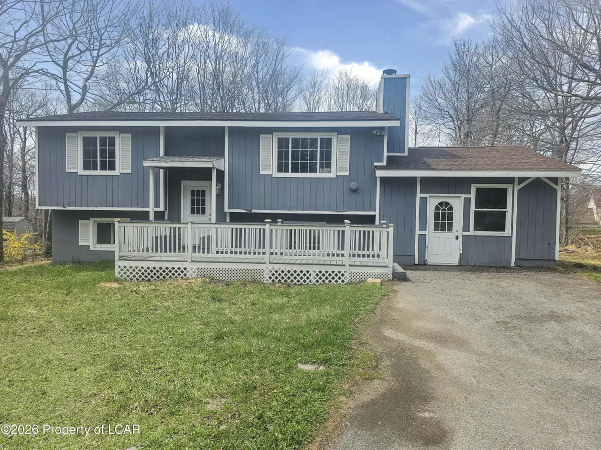 3411 Stag Lane, Tobyhanna in Tobyhanna