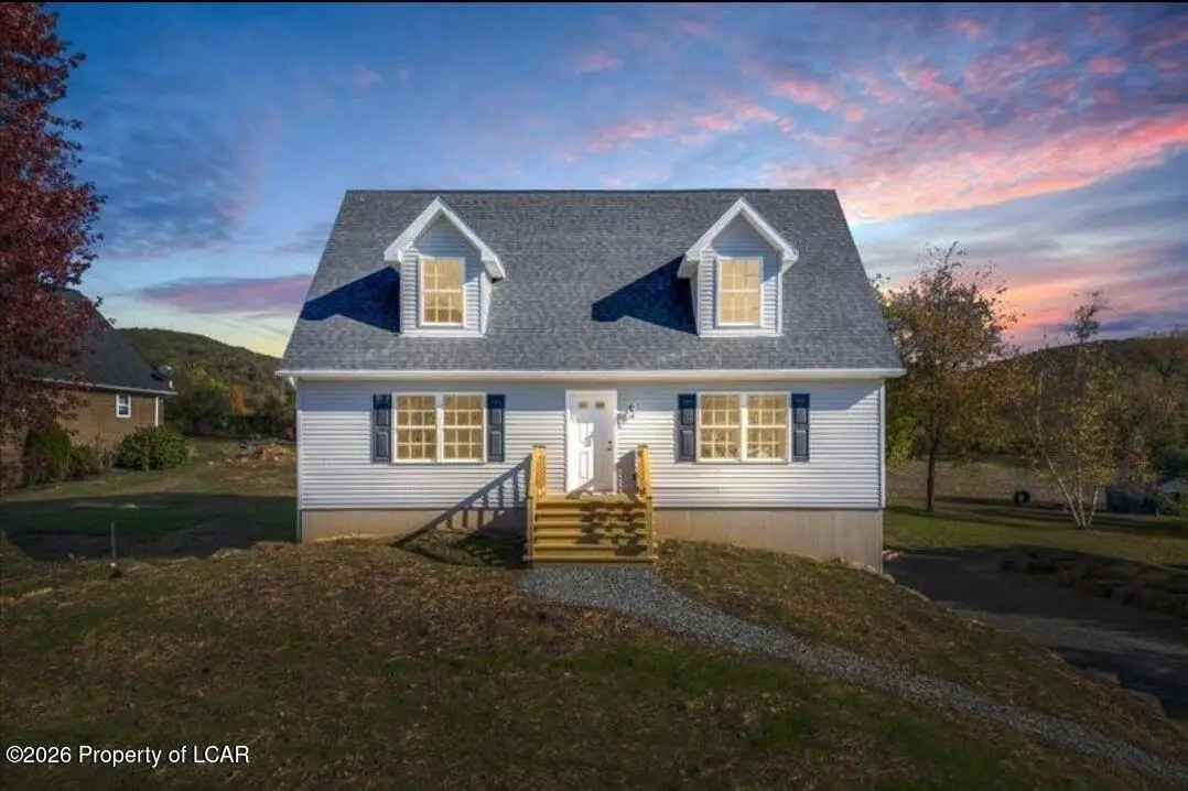 213 Highfield Drive, Tunkhannock in Tunkhannock