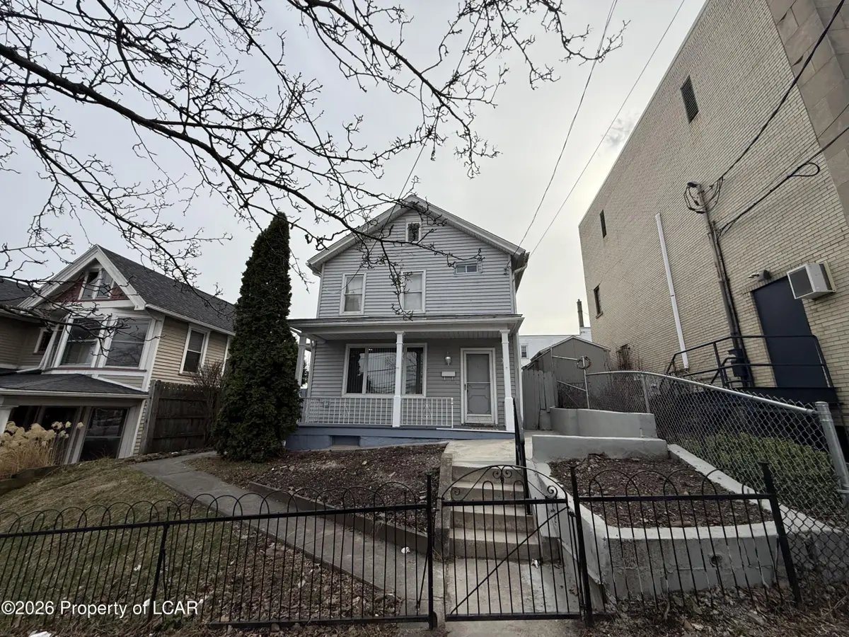 1512 Ash Street, Scranton in Scranton