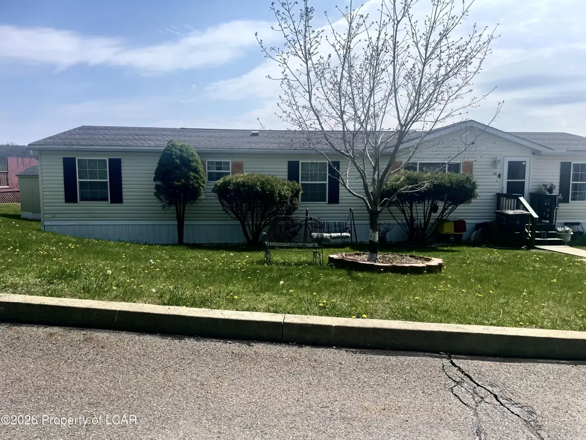 318 Echo Valley Drive, Shavertown in Shavertown