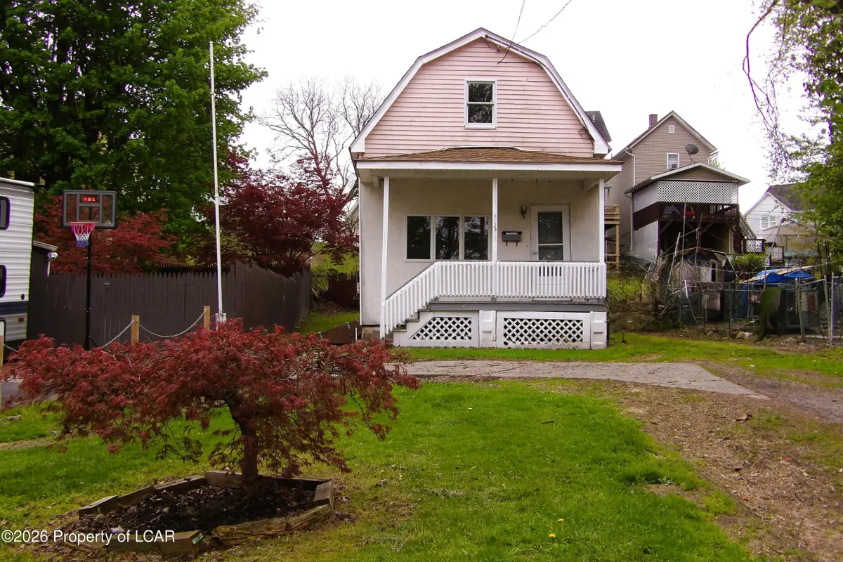245 W Parker Street, Scranton in Scranton