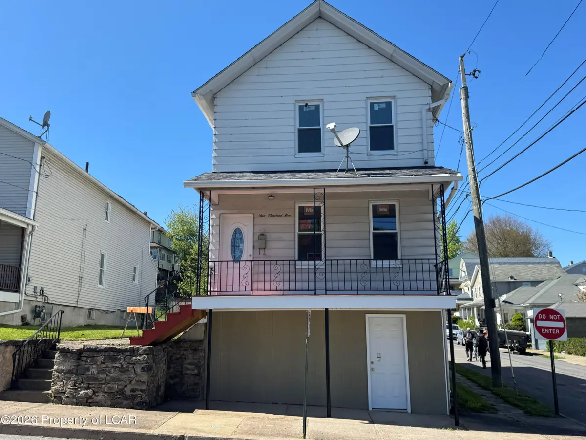 105 Hillside Avenue, Edwardsville in Edwardsville