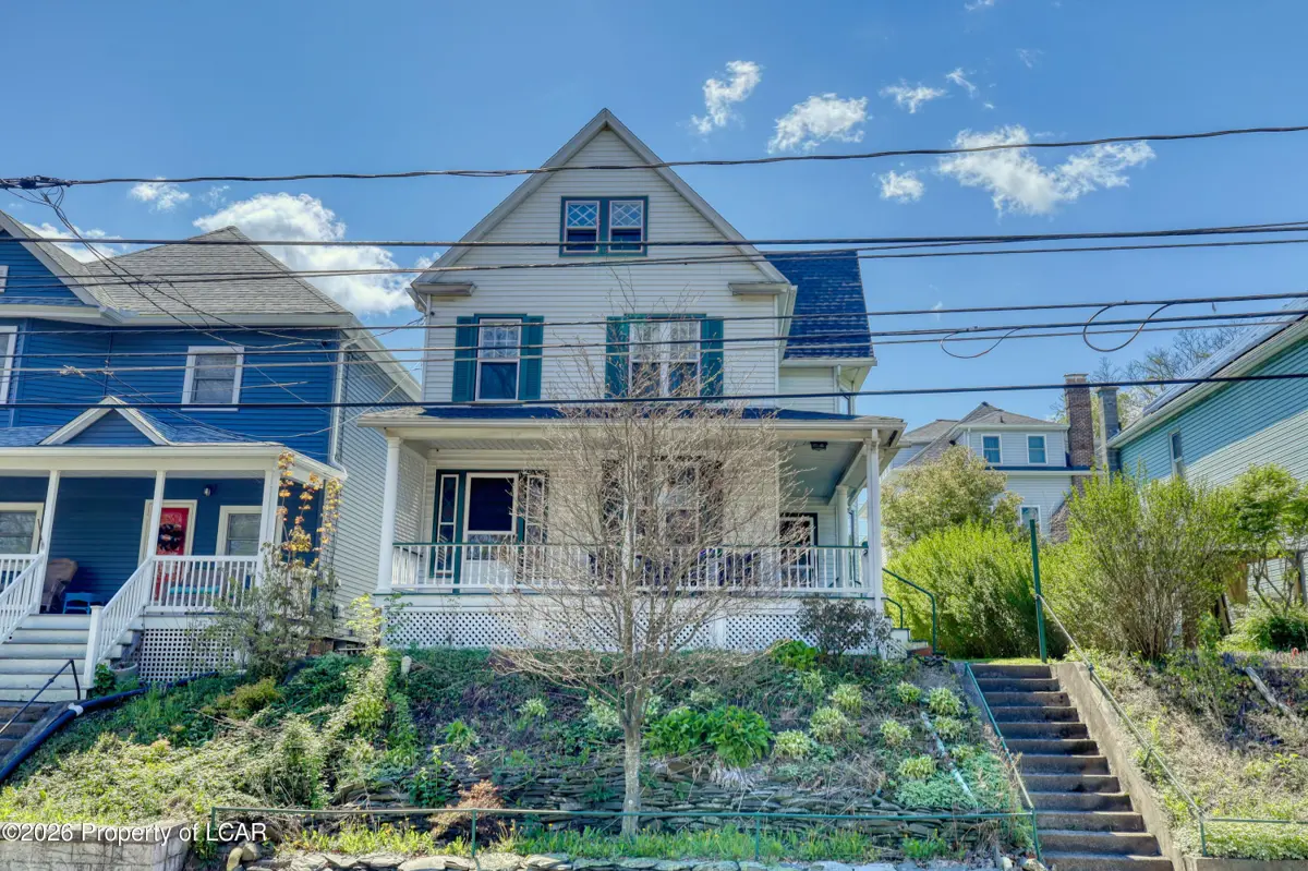 63 E Kirmar Avenue, Nanticoke in Nanticoke