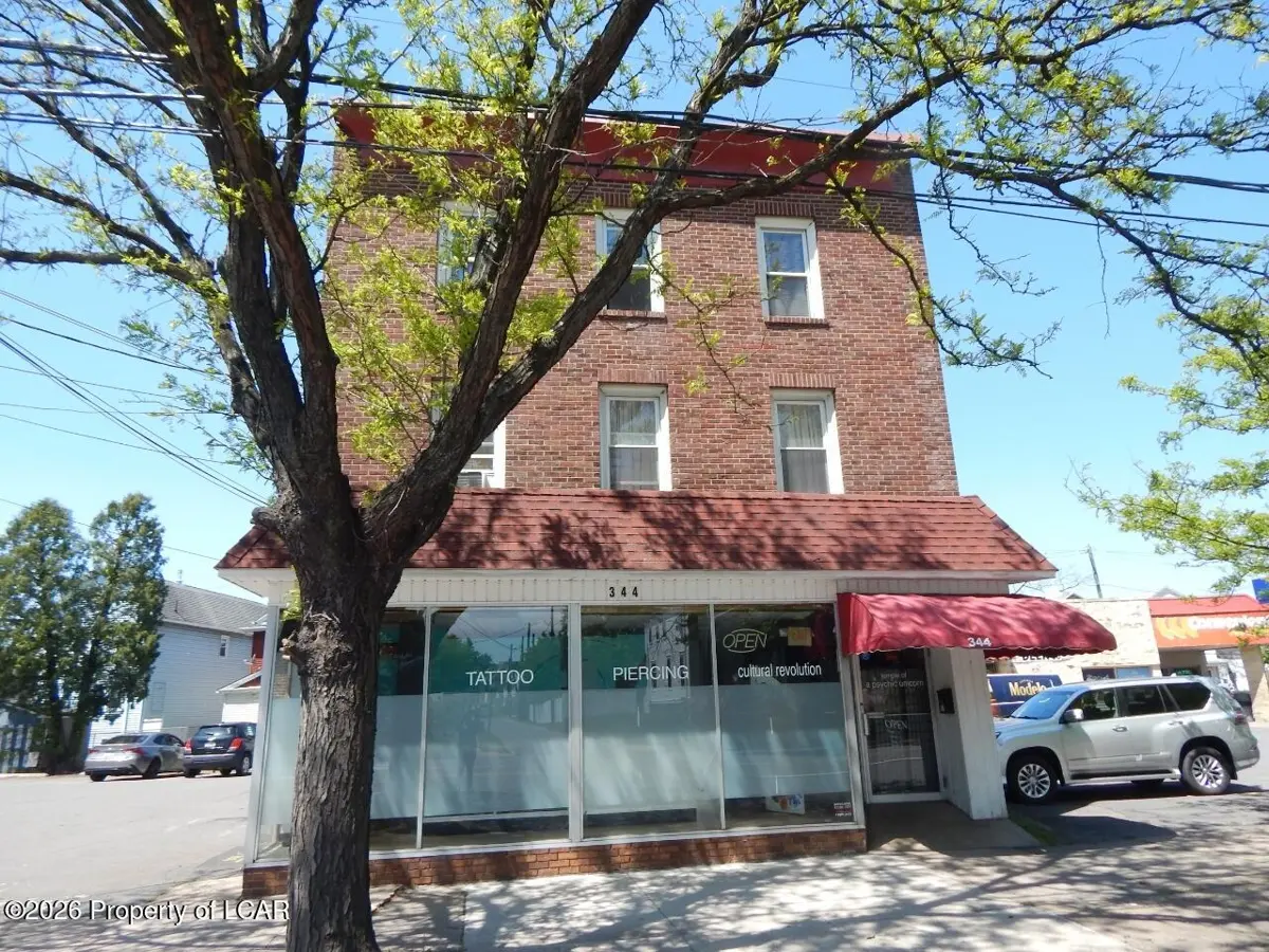 342-344 Wyoming Avenue, Kingston - 4,500 SF