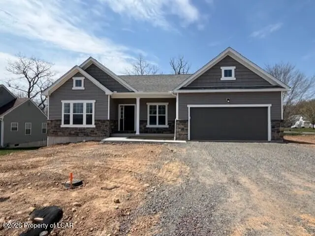 422 Pin Oak Drive, White Haven in White Haven