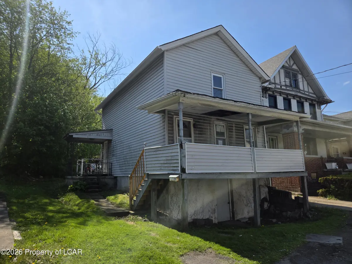 123 S Valley Avenue, Olyphant - 3 bed - 1 bath - 940 SF