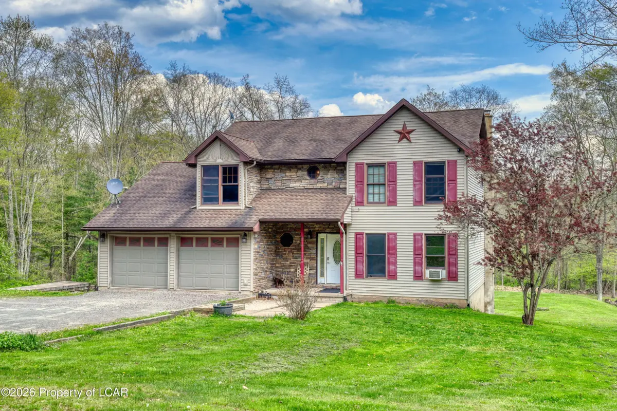 433 Old Tavern Road, Hunlock Creek in Hunlock Creek