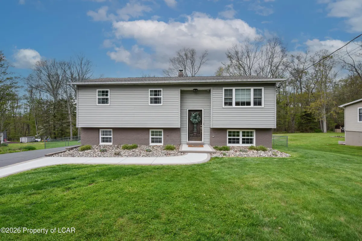 3992 Blytheburn Road, Mountain Top in Mountain Top