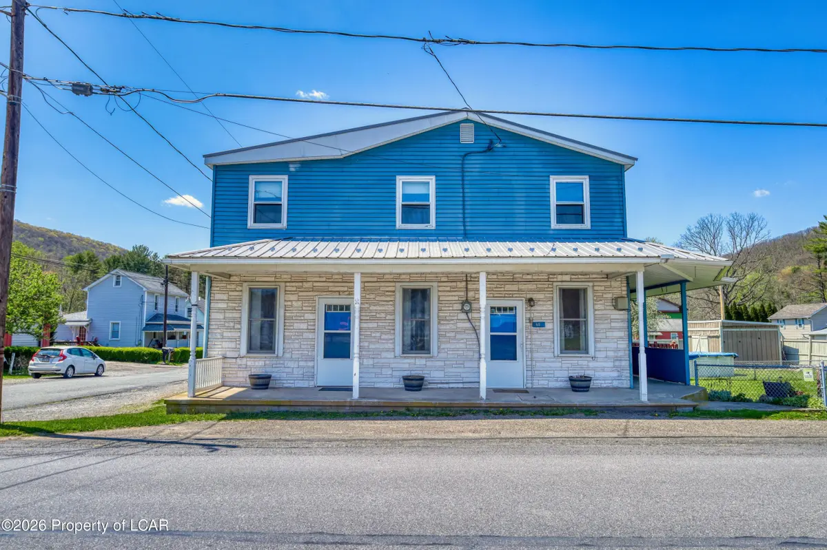 40 Derringer Street, Weston - 5 bed - 1 bath - 1,980 SF