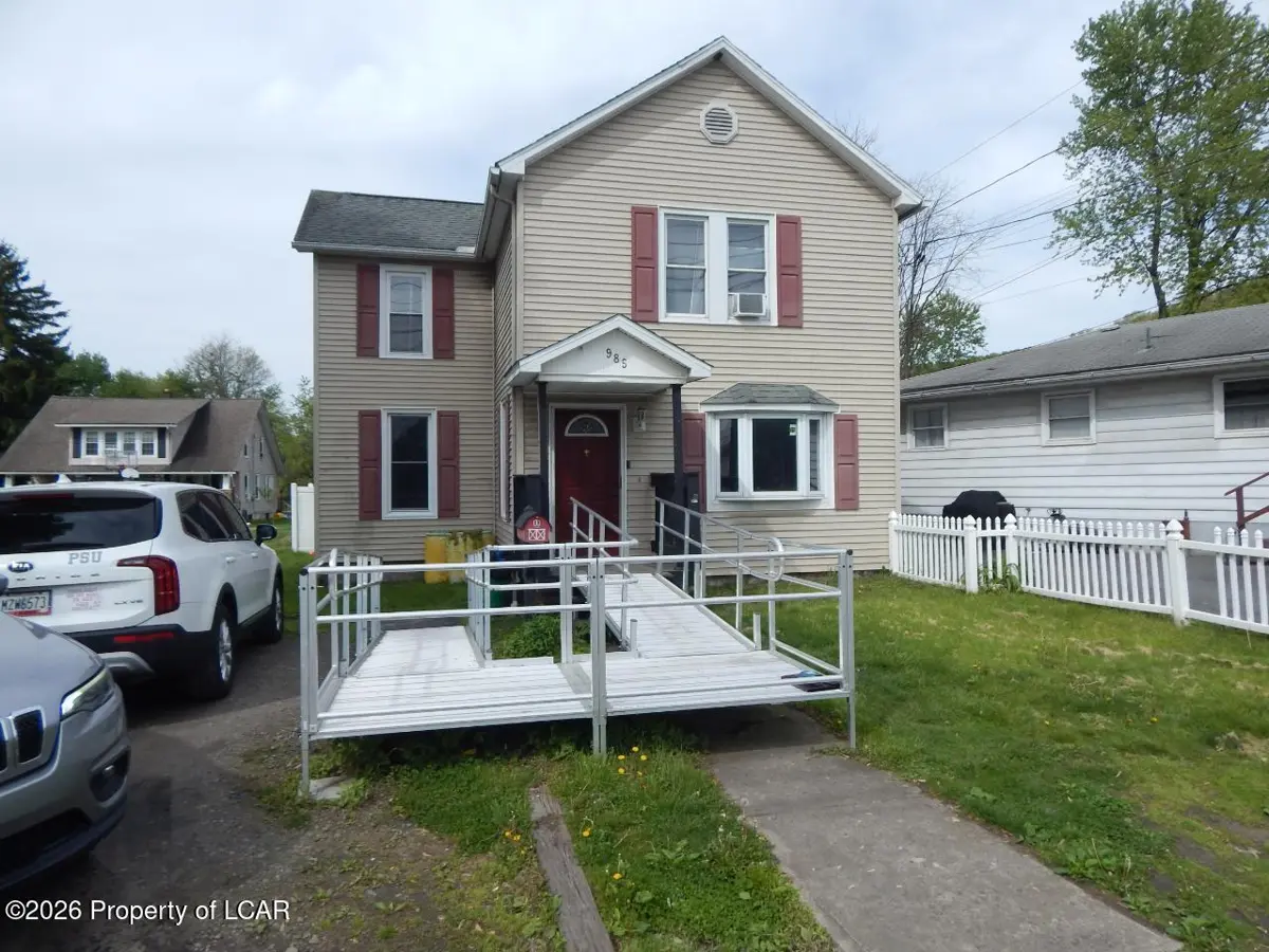 985 Exeter Avenue, Exeter in Exeter