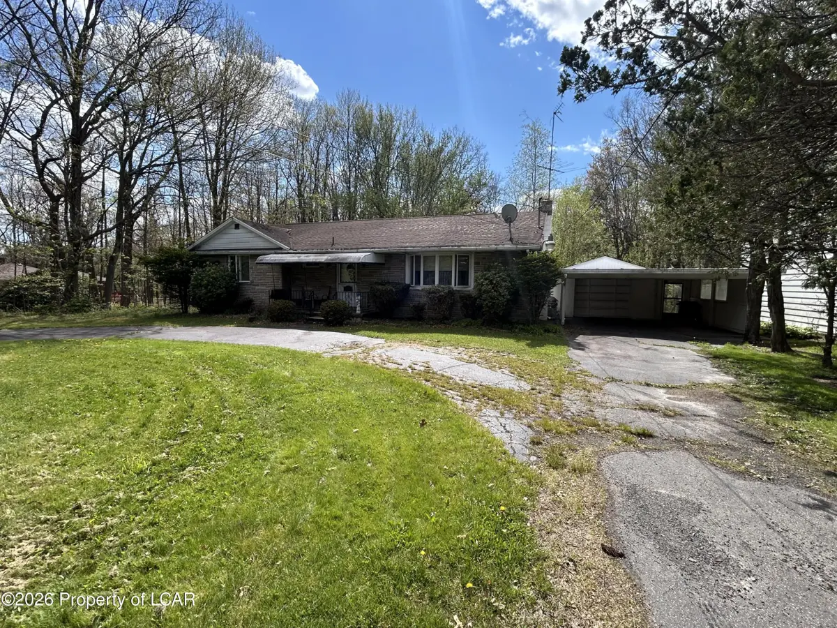 582 Hillside Drive, Hazle Township in Hazle Township