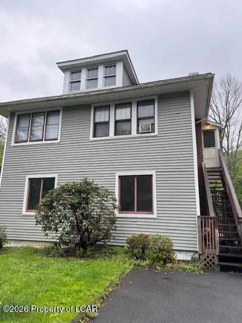 308 Layton Road 2nd Flr., South Abington Township in South Abington Township