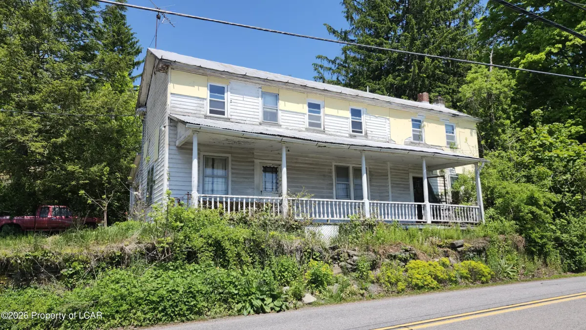 301 Town Hill Road, Shickshinny - 3 bed - 1 bath - 1,988 SF