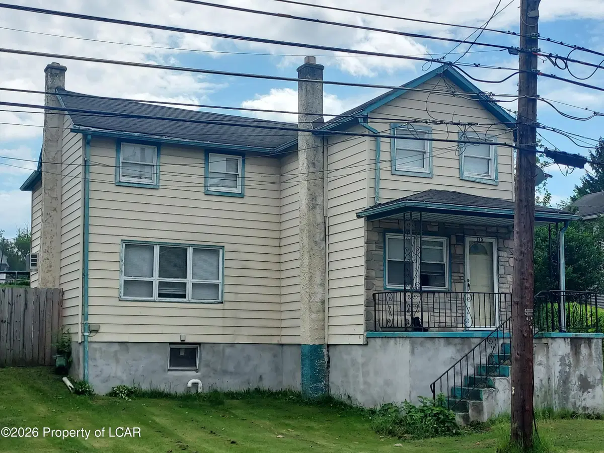 110 E Luzerne Avenue, Edwardsville in Edwardsville