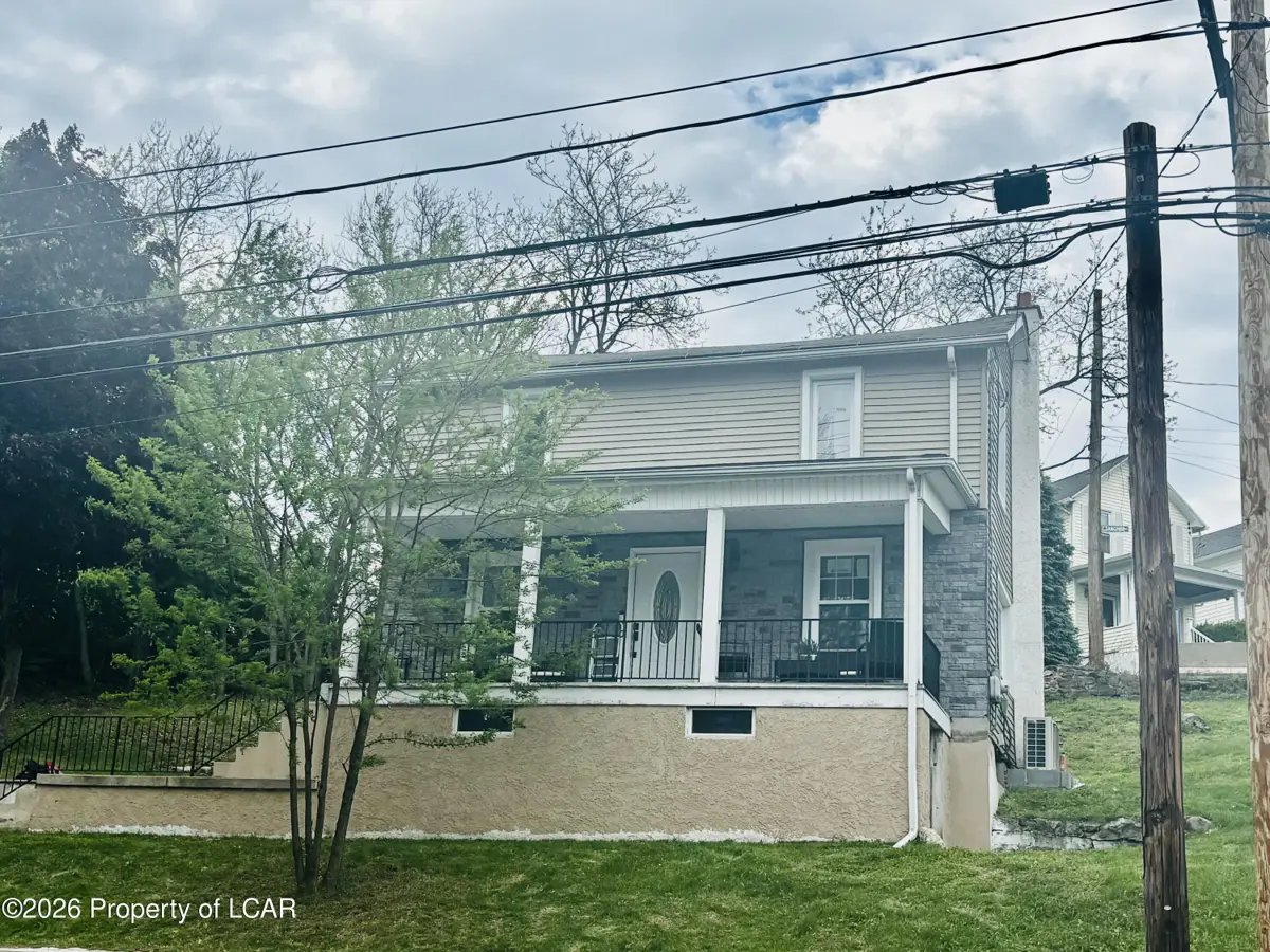85 Plank Street, Pittston - 4 bed - 2 bath - 1,325 SF