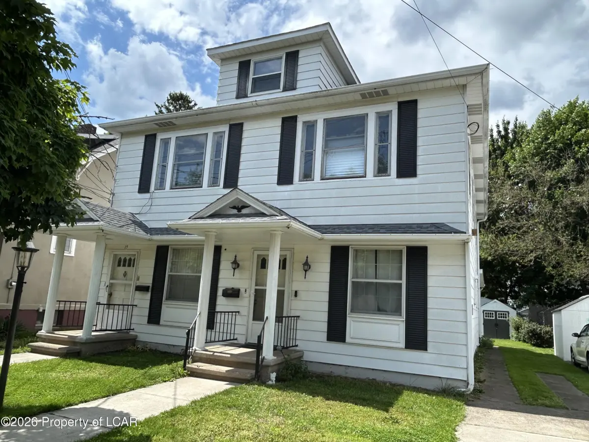 73 2nd Avenue 2nd floor, Kingston in Kingston