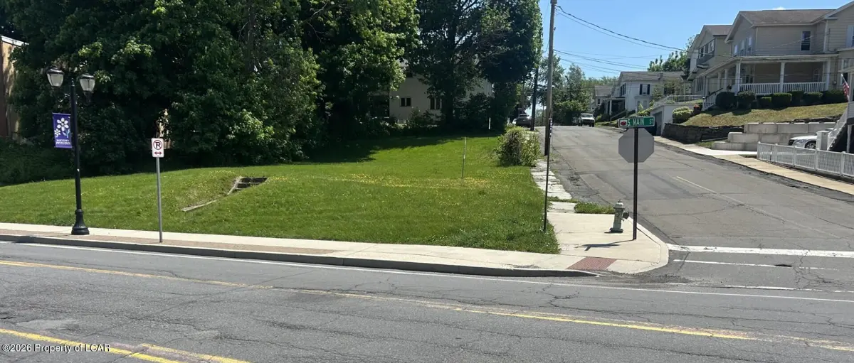 290 S Main Street, Pittston