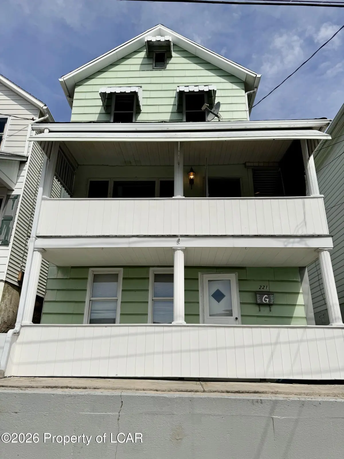 221 Bauer Street