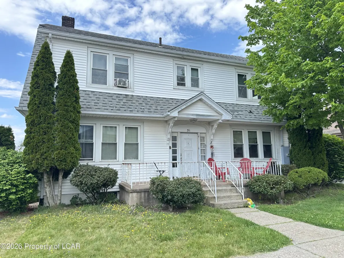 51 E Market Street, Tresckow - 10 bed - 4 bath - 3,167 SF