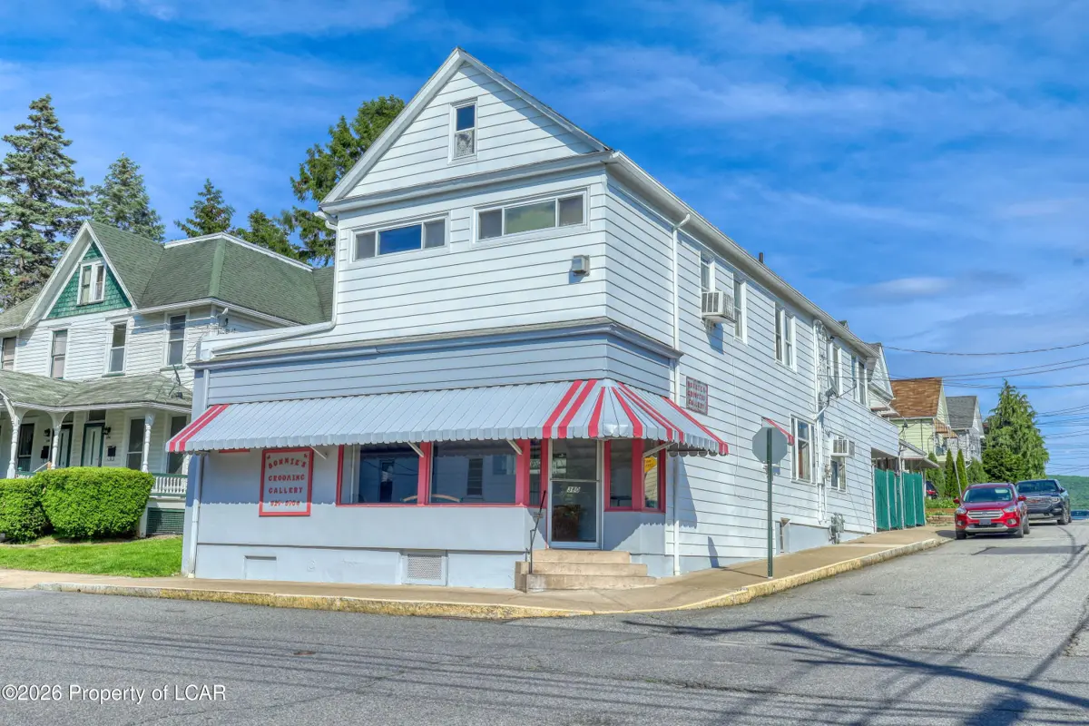 380 New Grove Street, Wilkes-Barre - 3 bed - 2 bath - 2,870 SF