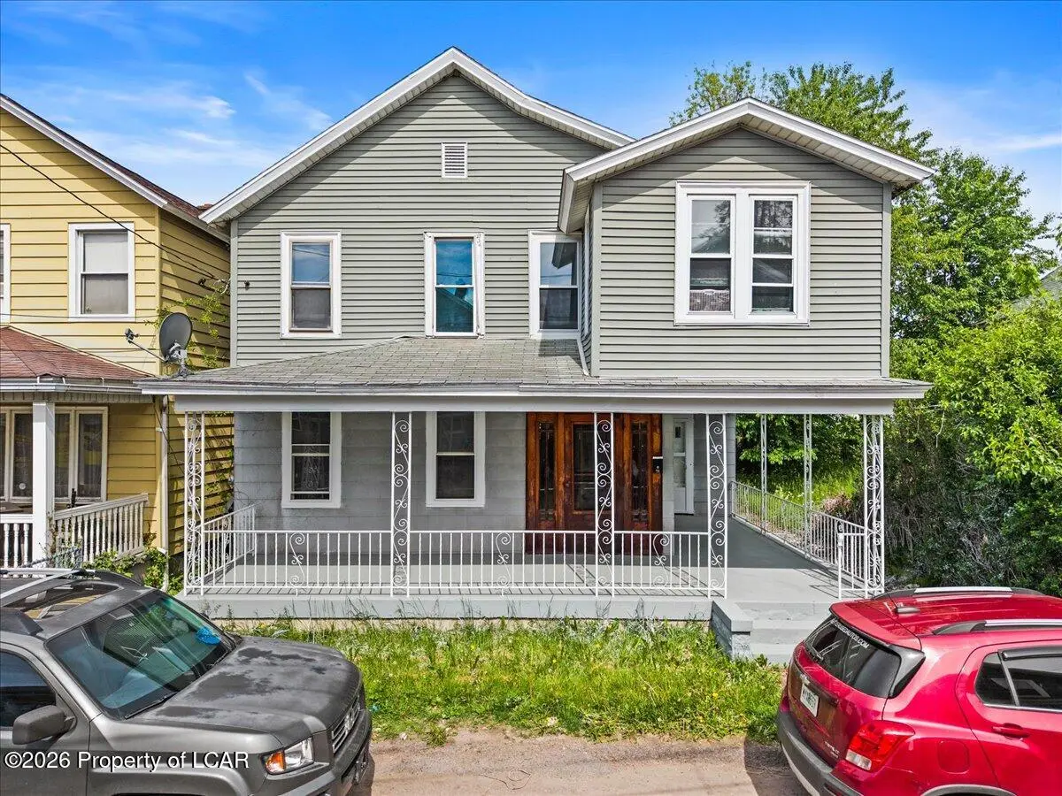70 Mill Street, Carbondale - 4 bed - 2 bath - 1,760 SF