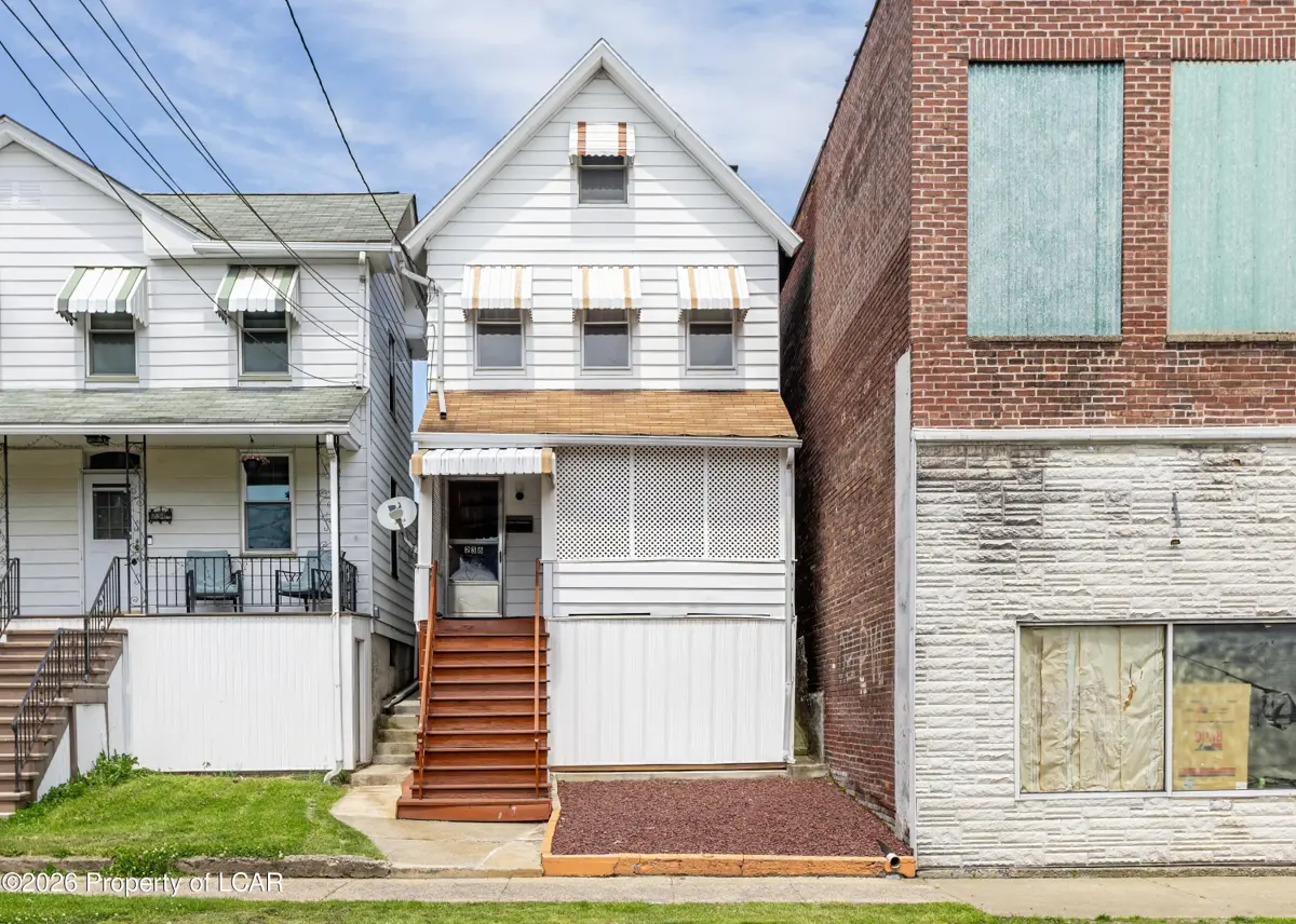 236 Parrish Street, Wilkes-Barre - 3 bed - 2 bath - 1,376 SF