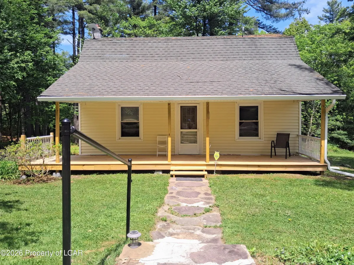 958 Pennsylvania 239, Benton in Benton